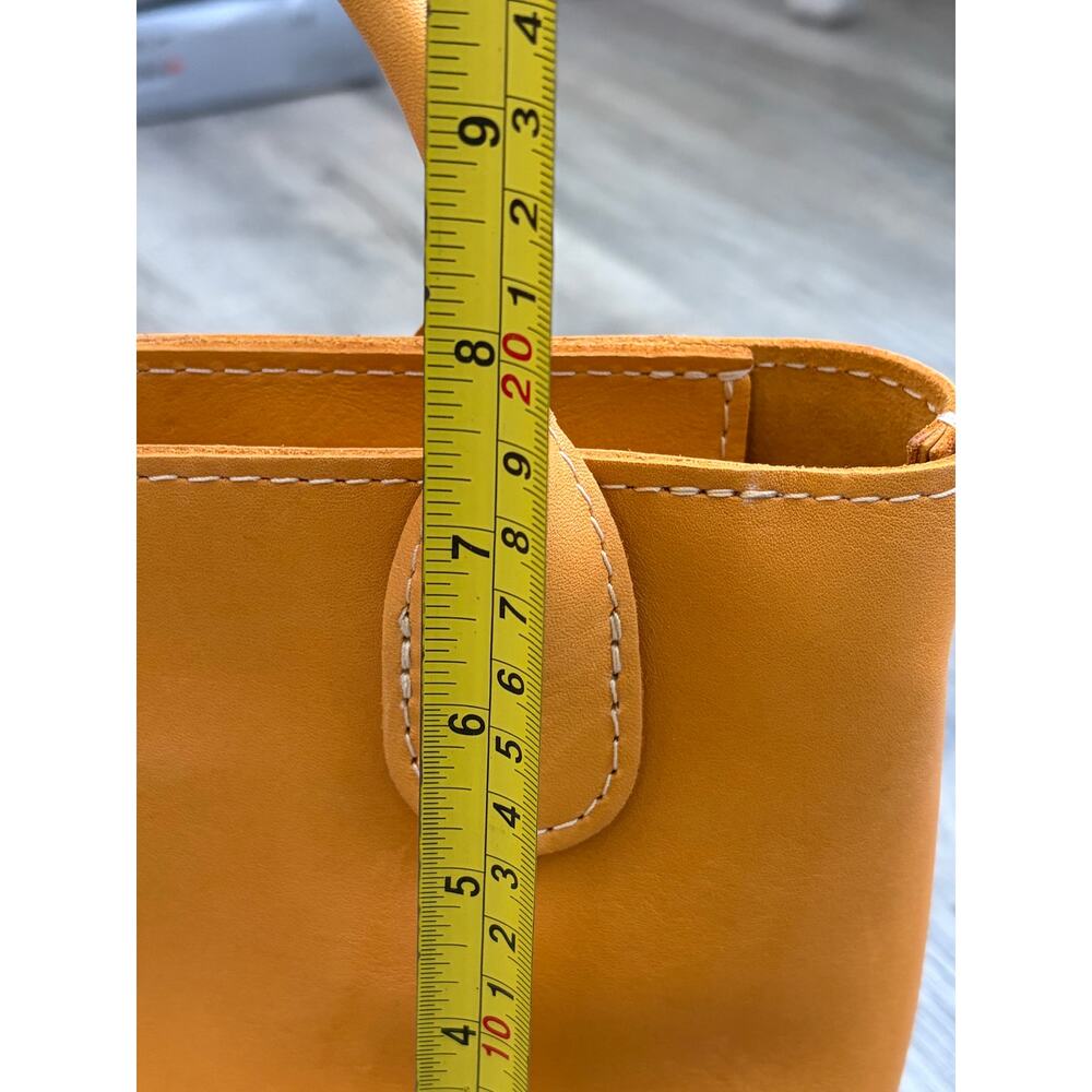 Portland Leather Folklore Small Raindrop Snap Bag Sunflower Yellow w/ Flowers - Picture 13 of 14